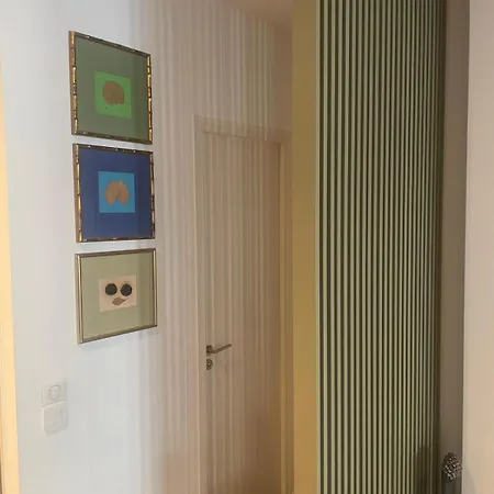 Moderne 4p Hypercentre De Lägenhet *